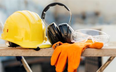 DISPOSITIVI DI PROTEZIONE INDIVIDUALE E KIT PER LABORATORI